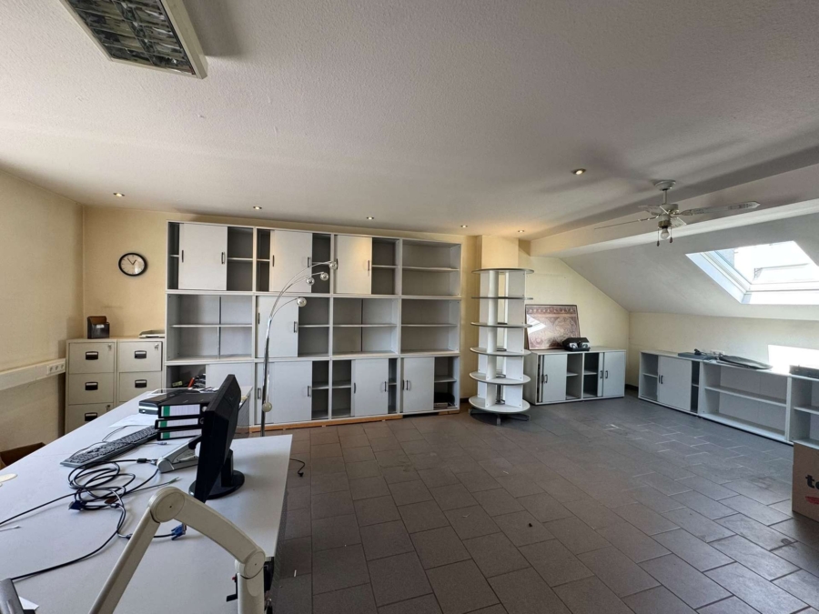 Büro 2 OG