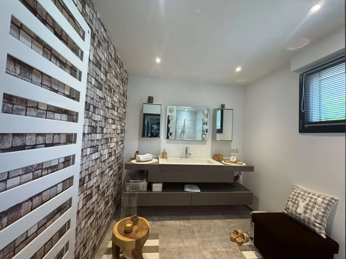 Badezimmer EG