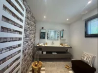 Badezimmer EG
