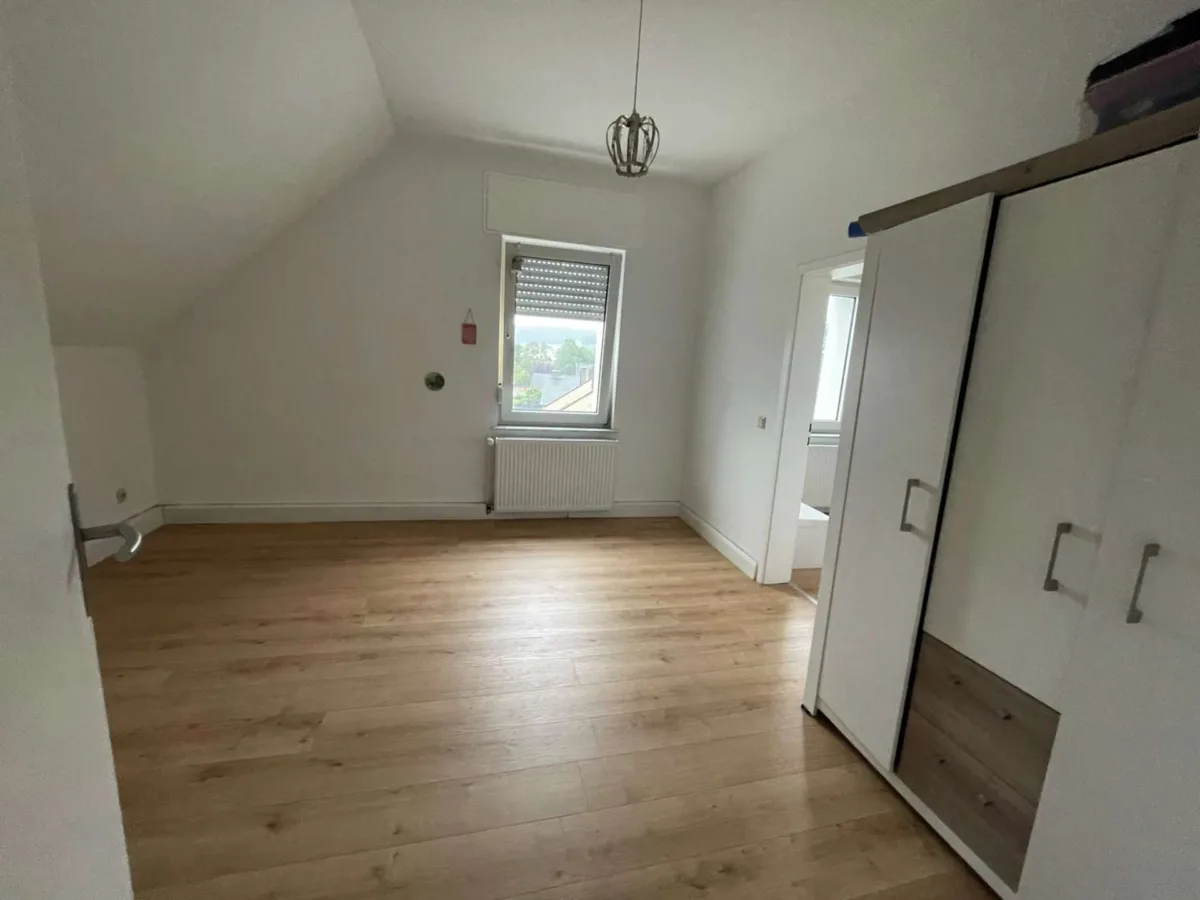 Kinderzimmer links