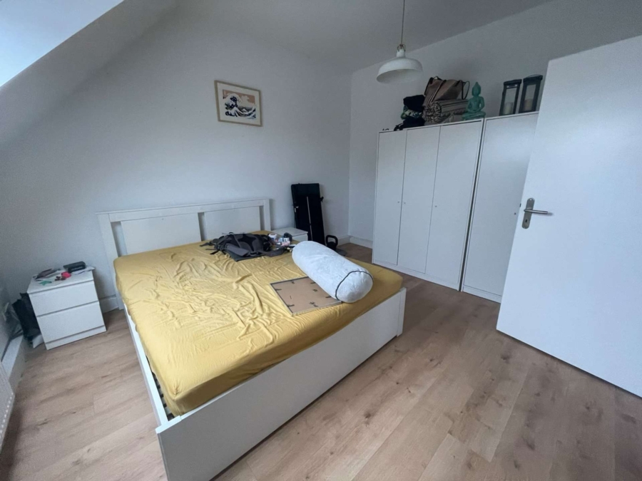 Schlafzimmer Bild 2