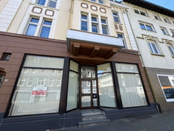 Vielseitige Gewerbe- / Lagerfläche gut angebunden in Ennepetal zu vermieten, 58256 Ennepetal, Bürohaus