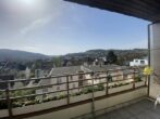 Wohnen Sie in begehrter Wohnlage Gevelsbergs! 90,00m² mit Balkon und großartigem Ausblick! - Balkon