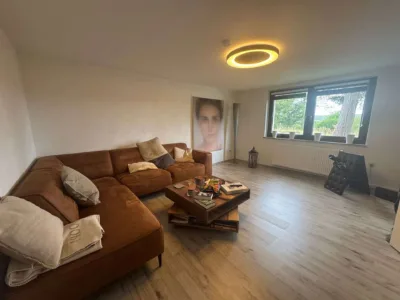 Genießen Sie den Blick ins „Grüne“! 3,0-Zimmer-Wohnung mit Terrasse und Carport zur Miete, 58256 Ennepetal, Erdgeschosswohnung